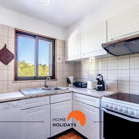 公寓 #254 T1 Confortavel Em By Holidays